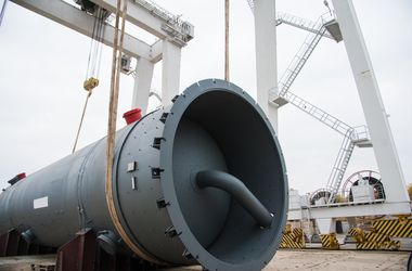 high risk containerhandling im hafenbetrieb 380x250