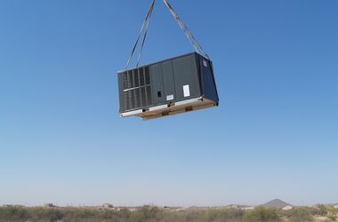 transport einer überdimensionalen klima & kälteeinheit 380x250